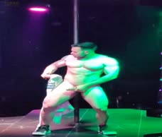 Sexy Pole Dancer (HQ)