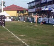 Dude Goes Streaking
