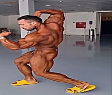 Bodybuilder Balls Out