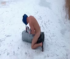 Snow Boxing