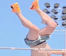 Pole Vaulter Dick Out