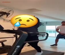Uncensored Video Of Brazilian Lad Wanking Over Woman At Gym