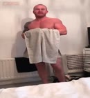 Muscle Lad Swings His Dick