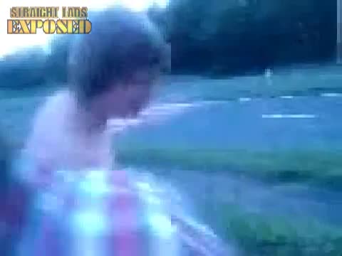 Naked Guy Scares Traffic