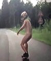 Skatebording Naked