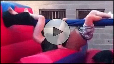 Man's willy falls out of his kilt